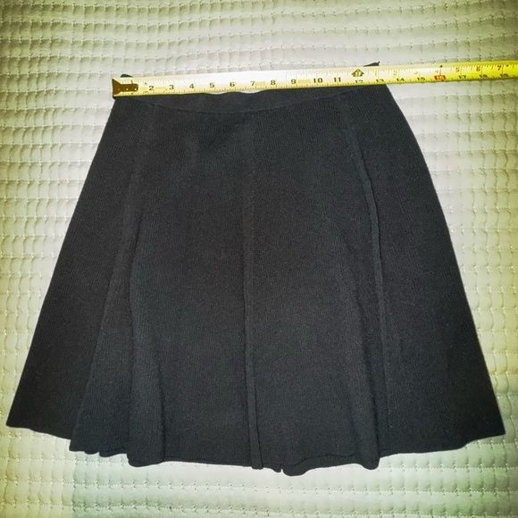 Theory Black Women's mini Skirt. Stretchy sweater braided stripe Size small NWOT - Picture 9 of 12